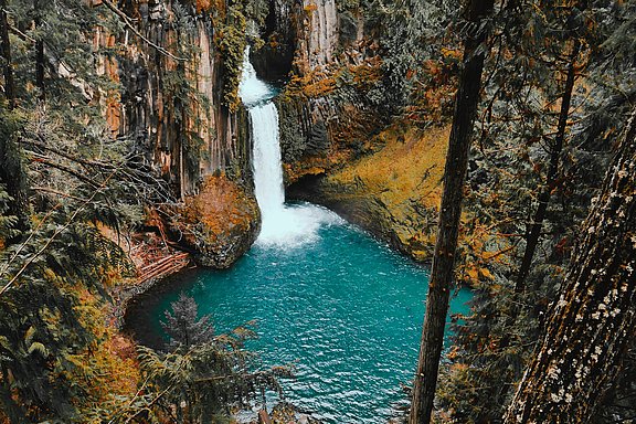 time-lapse-photo-of-water-falls-in-the-forest-3715436.jpg 